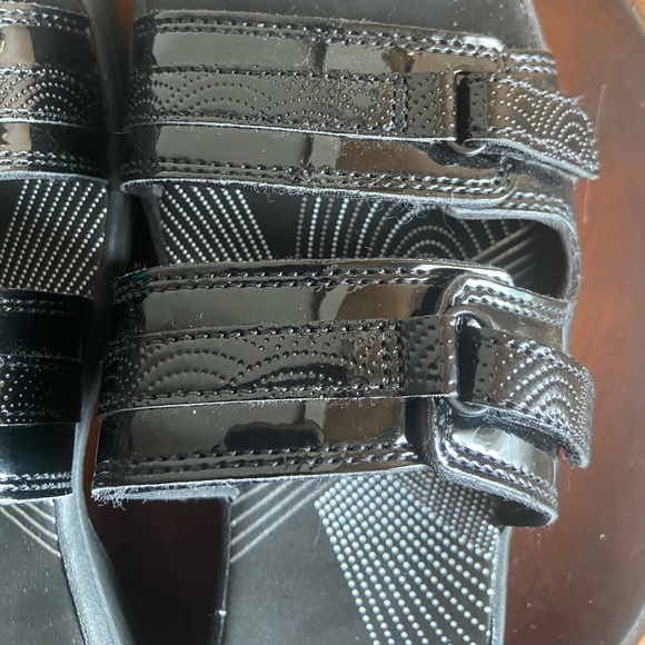 Clarks Cloudsteppers Sandals 🩴 - Picture 6 of 11